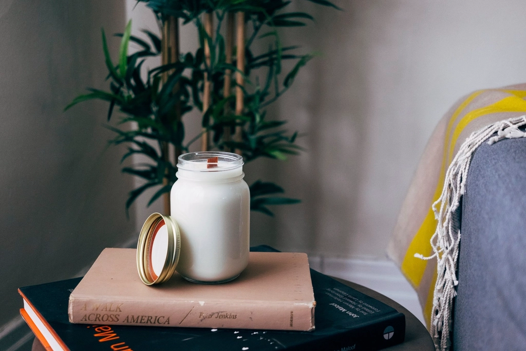 Candelune Decor Candle